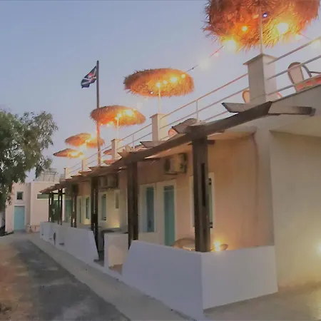 Santorini Camping & Hostel-3